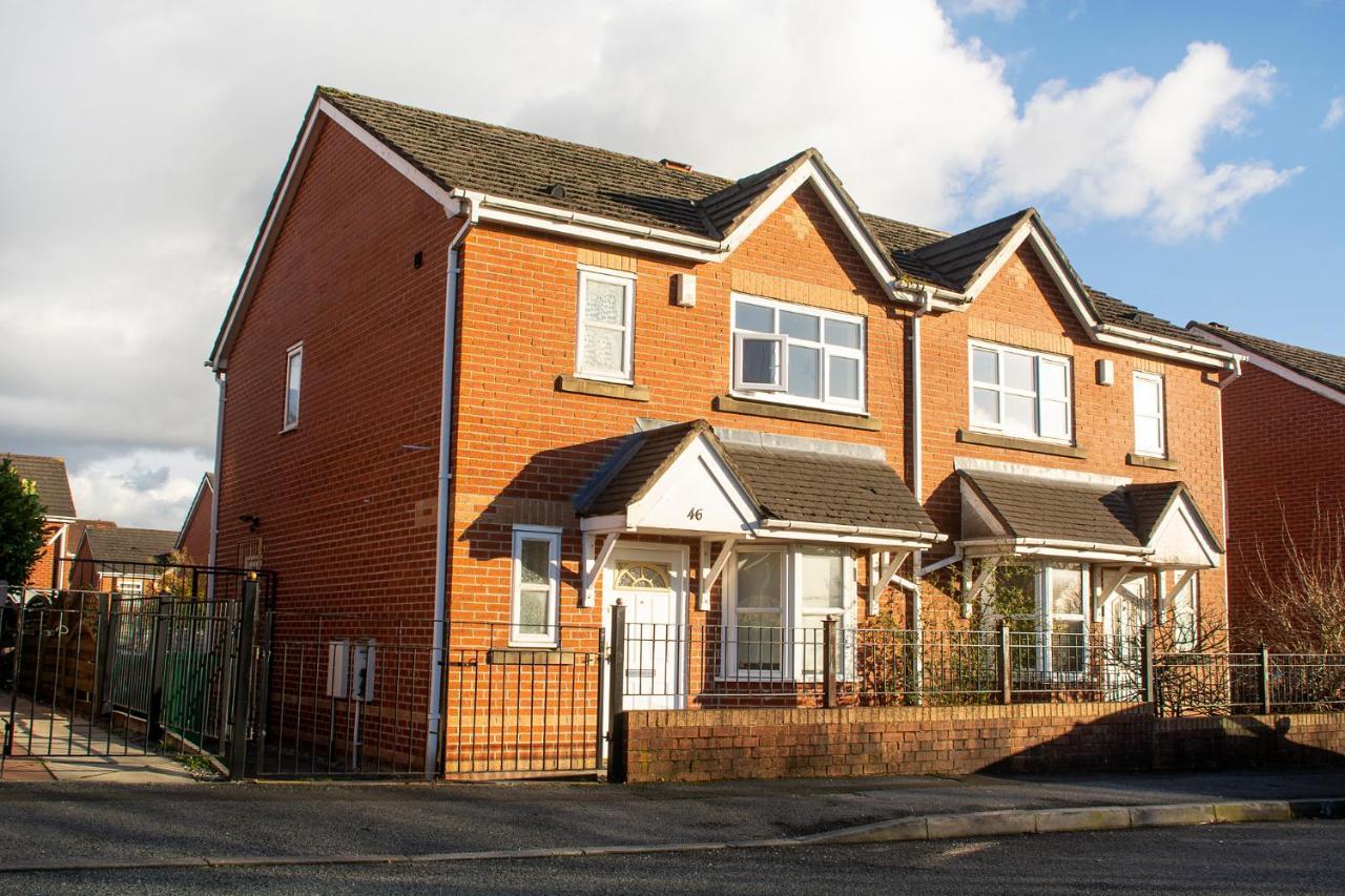 Cosy 3-Bed Home Close To City Centre Manchester Extérieur photo