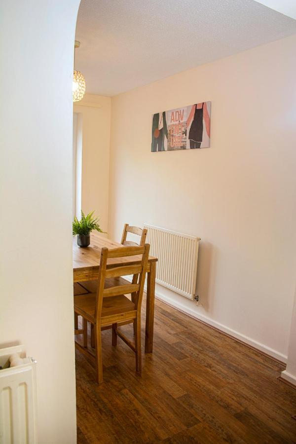Cosy 3-Bed Home Close To City Centre Manchester Extérieur photo
