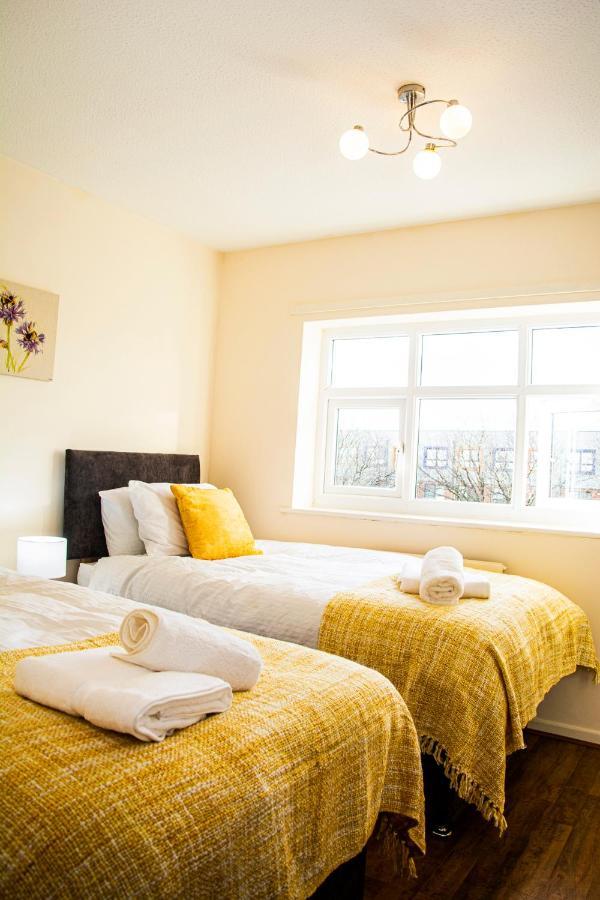 Cosy 3-Bed Home Close To City Centre Manchester Extérieur photo